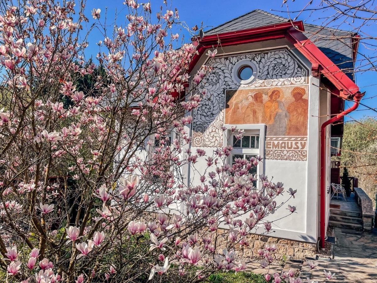 לוהקוביק Villa Emausy מראה חיצוני תמונה